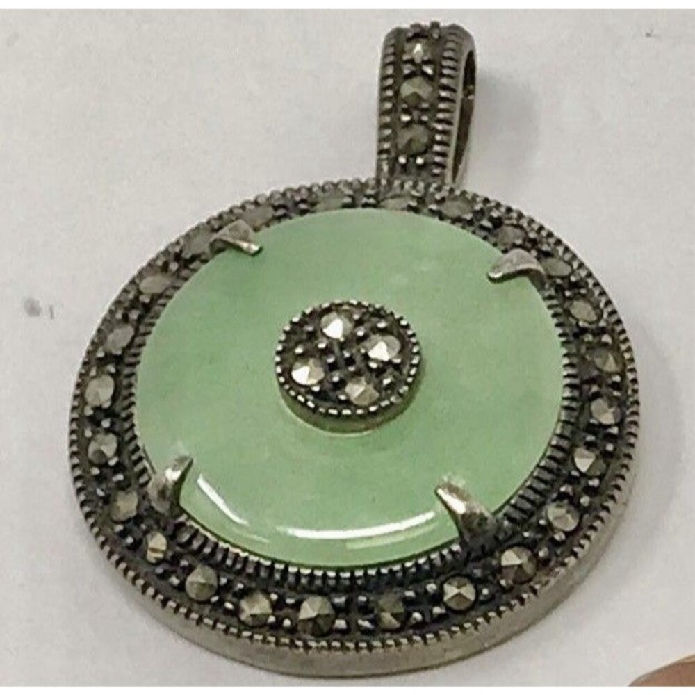 Vintage GSJ 925 Sterling Silver Green Jade Marcasite Round Bi Disk Pendant Charm